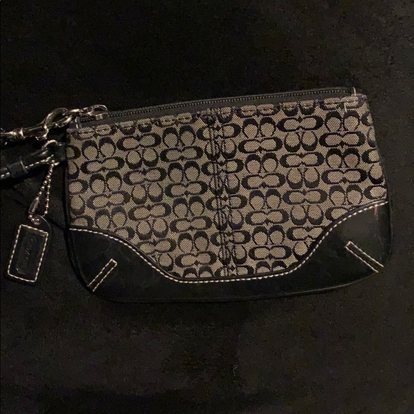 Coach Bag & Wristlet - Picture 6 of 7